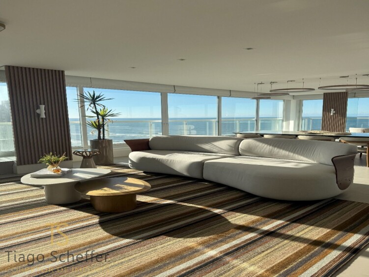 Apartamento com 4 dormitórios  em Torres 