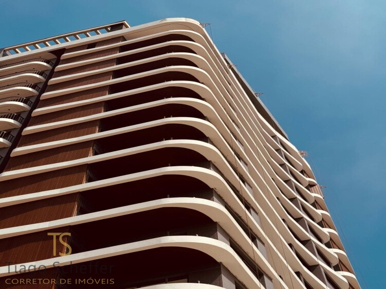 Apartamento com 2 dormitórios  em Torres 