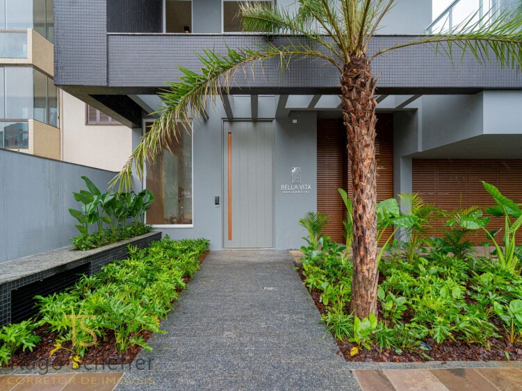 Apartamento com 2 dormitórios  em Torres 