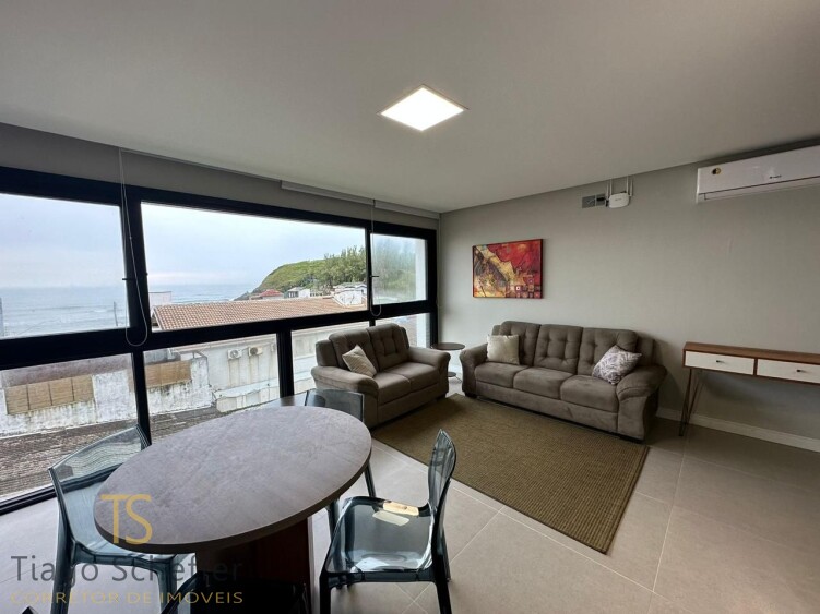 Apartamento com 2 dormitórios  em Torres 