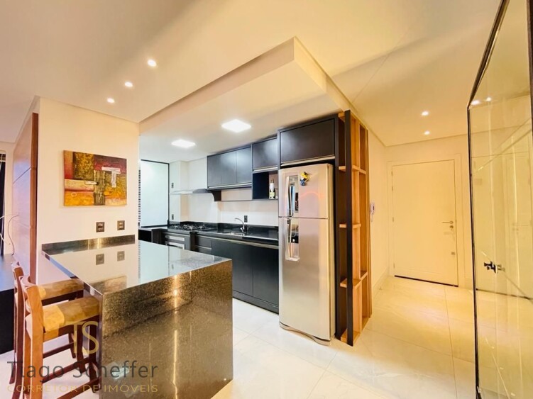 Apartamento com 2 dormitórios  em Torres 