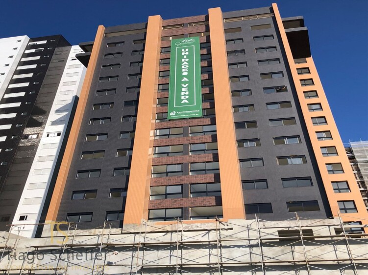 Apartamento com 2 dormitórios  em Torres 