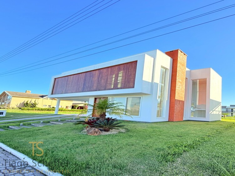 Casa Ampla e Moderna no Vilas do Mar