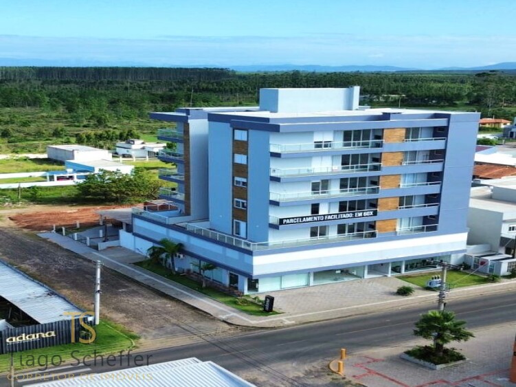 Apartamento com 3 dormitórios  em Passo de Torres 