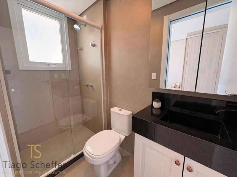 Apartamento com 2 dormitórios  em Torres 