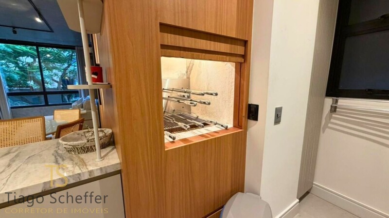 Apartamento com 2 dormitórios  em Torres 