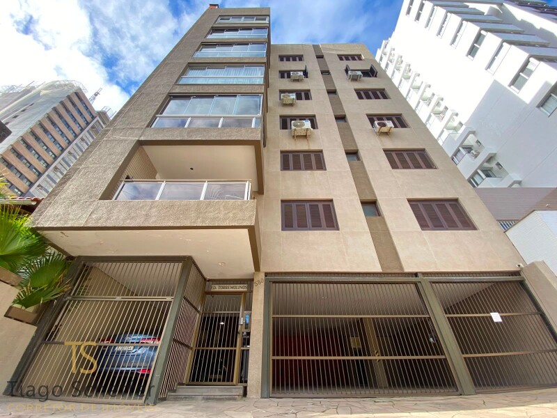 Apartamento com 3 dormitórios  em Torres 