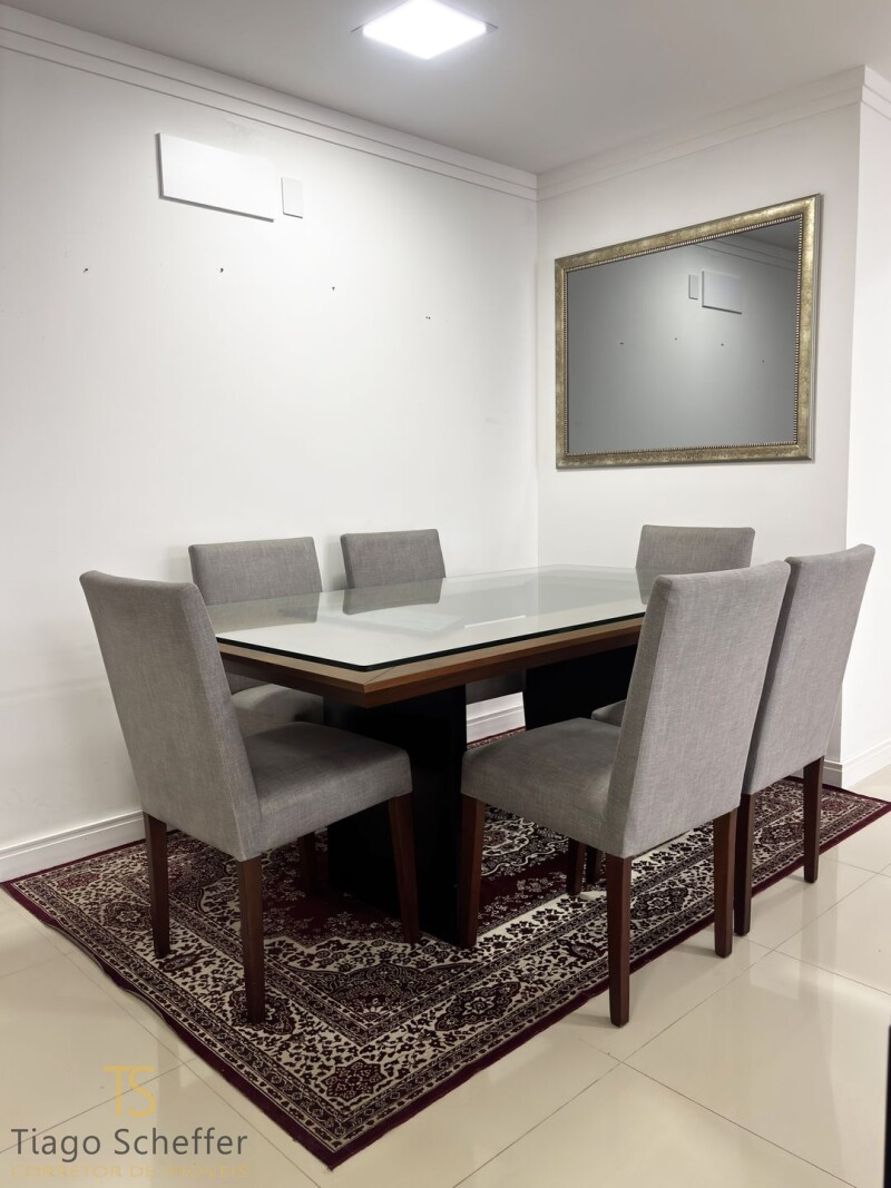 Apartamento com 2 dormitórios  em Torres 