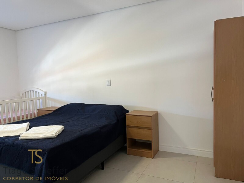 Apartamento com 3 dormitórios  em Torres 