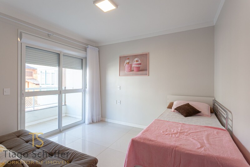 Apartamento com 3 dormitórios  em Torres 