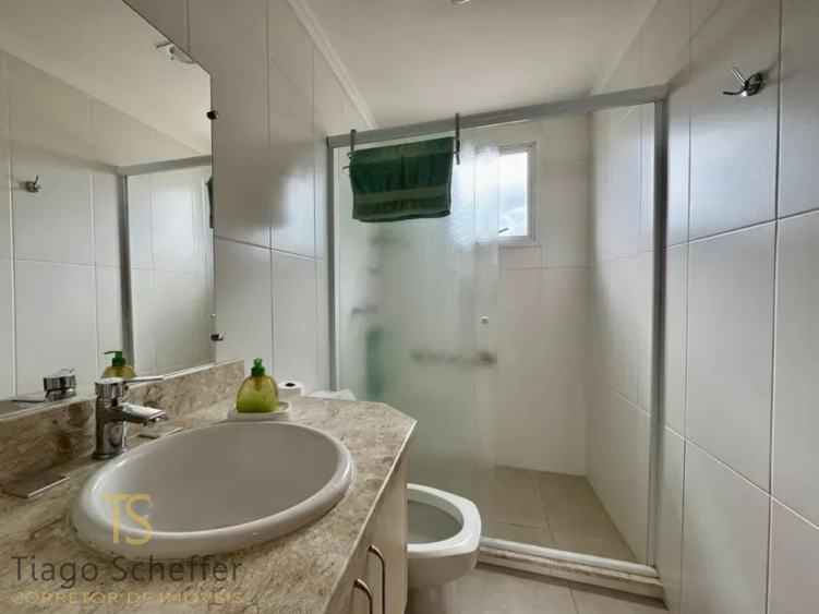 Apartamento com 2 dormitórios  em Torres 