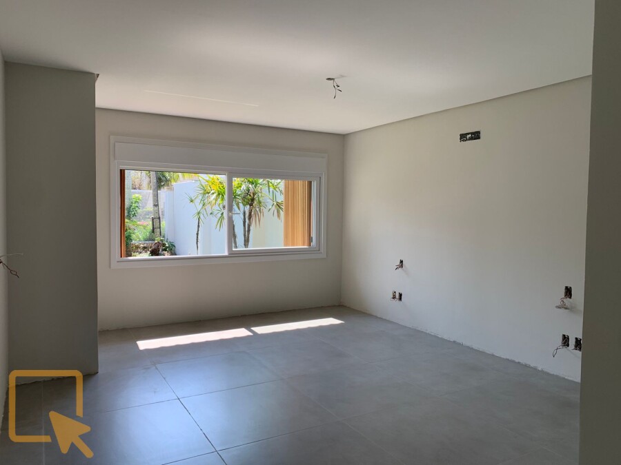 Foto 5 - Casa com 4 dormitórios  em Torres  em Torres, bairro Praia da Cal