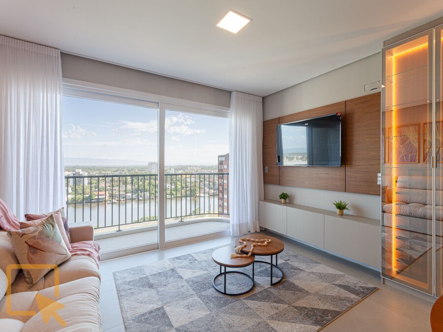 2 - Apartamento com 2 dormitórios  em Torres  em torres 