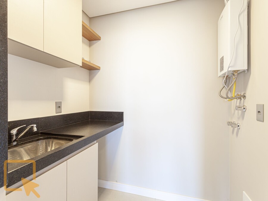 4 - Apartamento com 2 dormitórios  em Torres  em torres 