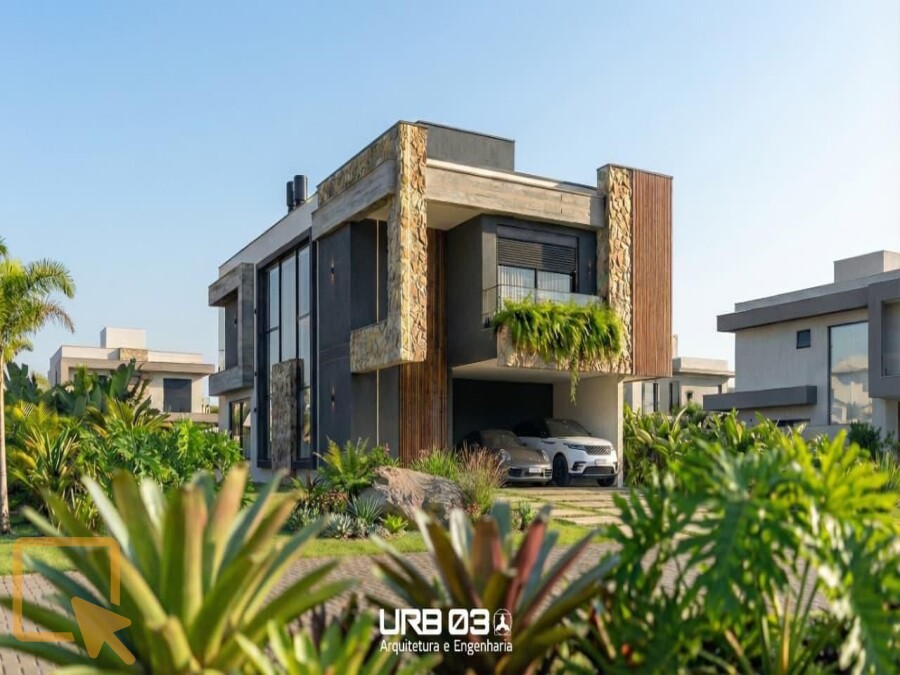 4 - Casa com 4 dormitórios  em Torres  em torres Praia da Cal