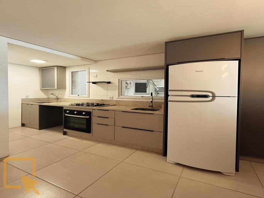 1 - Apartamento com 2 dormitórios  em Torres  em torres Centro