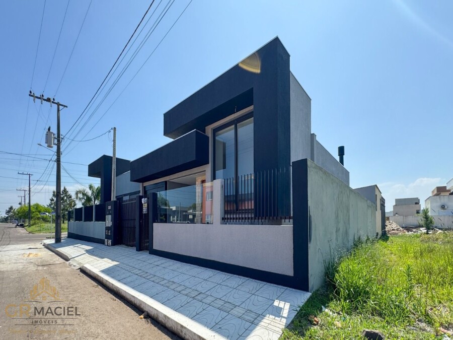 Casa com 2 dormitórios  em Passo de Torres 