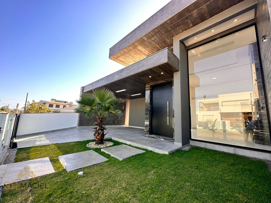 Casa com 3 dormitórios  em Passo de Torres 